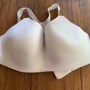 White Nike dri fit bra